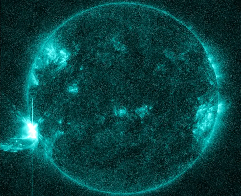 x2.8 solar flare may 27 2024 full sdo aia 131