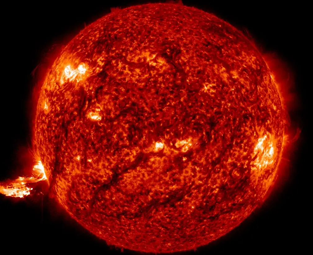 x2.8 solar flare may 27 2024 full sdo aia 304