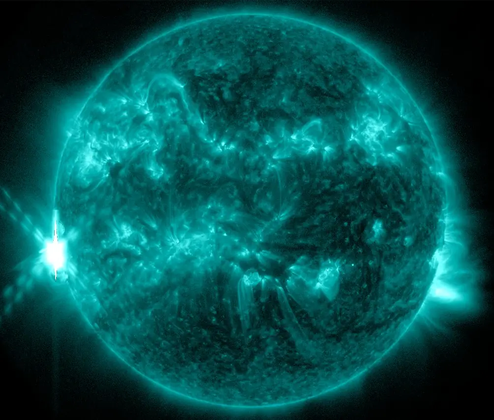 x2.9 solar flare may 15 2024 aia 131 full