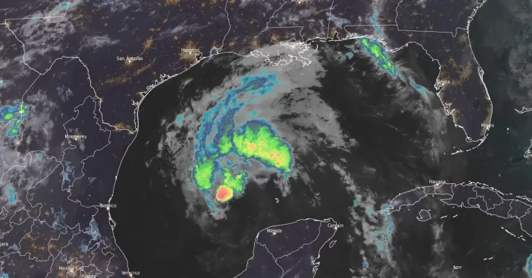 tropical storm beryl 1120 utc on july 6 2024 goes-east satellite image