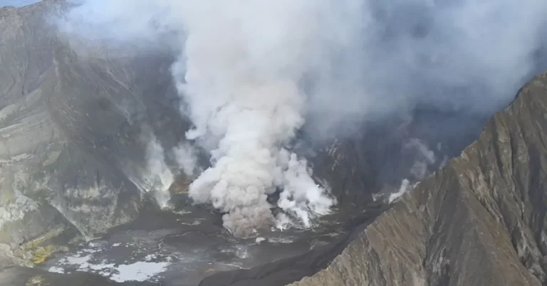 white island volcano gas and steam emission july 12 2024 f