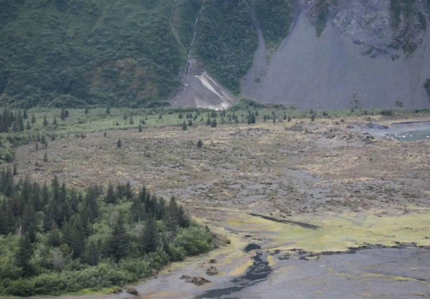 August 2024 Pedersen Lagoon Landslide photo 3