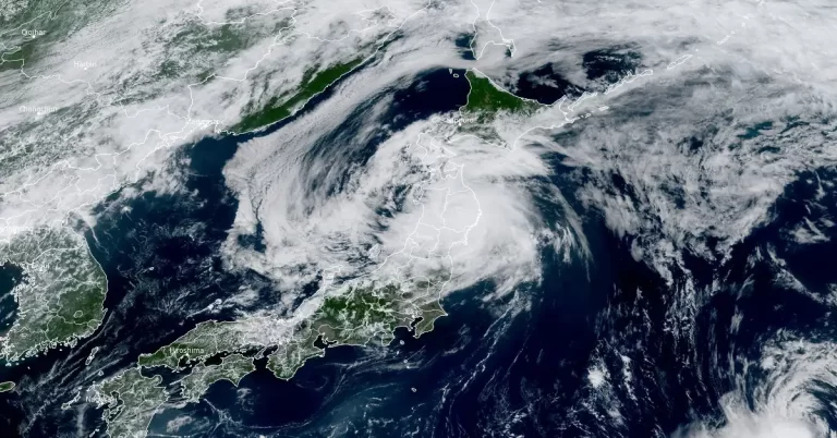 tropical storm maria 0300 utc on august 12 2024 himawari-9 f