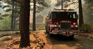A particularly dangerous situation and exceptionally rare event says NWS as the Davis Fire burns over 2 000 ha (5 600 acres) in Nevada, U.S. september 2024