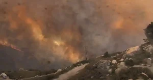 Line Fire scorches over 14 000 ha (34 000 acres), thousands evacuated in San Bernardino County, California, U.S. september 2024