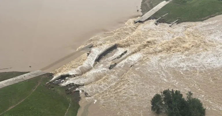 Topola dam collapses in Poland, Nysa town mayor issues evacuation orders for over 40 000 people september 2024
