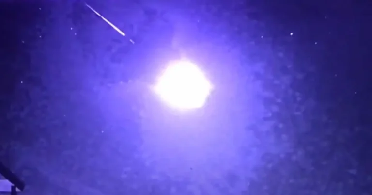 Very bright fireball over Mexico - Texas border september 25 2024