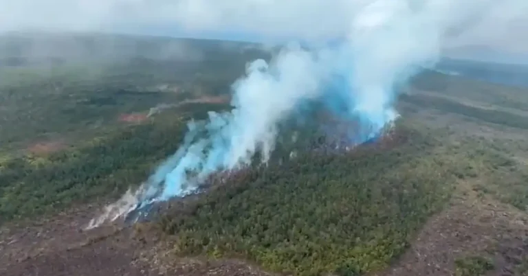 Volcanic eruption in the middle East Rift Zone at Kilauea volcano, Hawaii september 2024