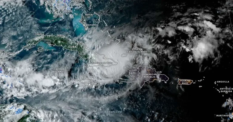 category 1 hurricane oscar satellite image 2130 utc october 20 2024 goes-east