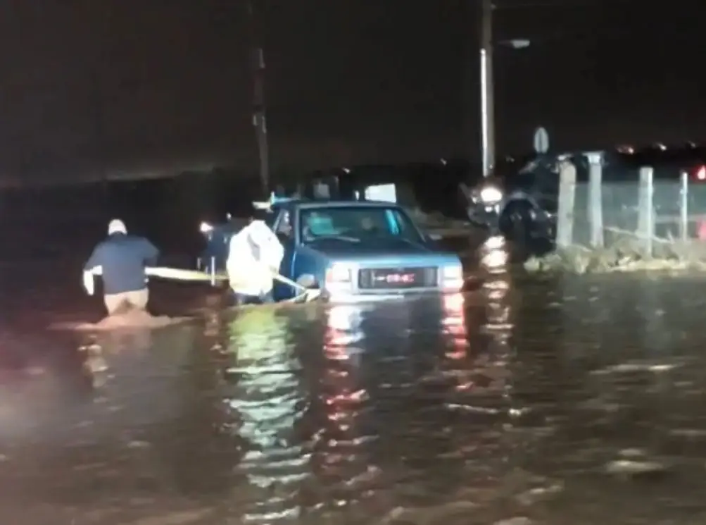 floodwaters in roswell new mexico october 19 2024 chaves county sheriffs office