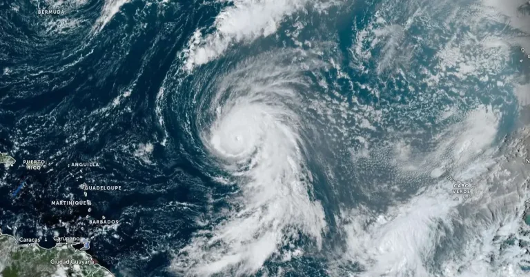 satellite image of hurricane kirk 1750 utc on october 3 2024