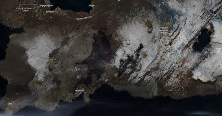 satellite image of reykjanes peninsula grindavik iceland october 13 2024 f