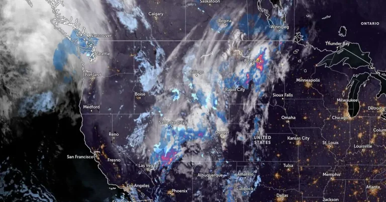 satellite image west us 1100 utc october 18 2024
