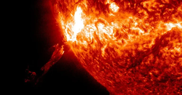 x1.8 solar flare october 26 2024 sdo aia 304 f