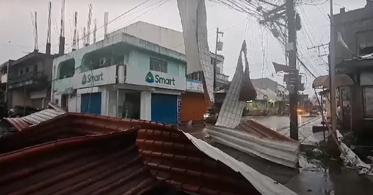 Destruction caused by Super Typhoon Man-Yi