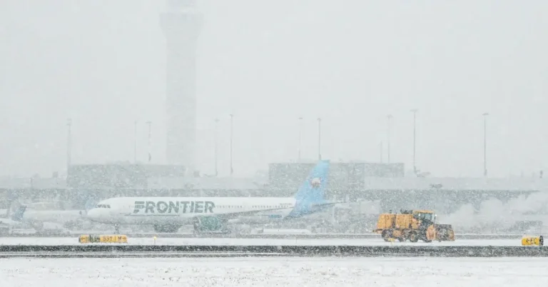 Impossible travel, near blizzard conditions, and historic snowfall totals expected in New Mexico and Colorado november 2024