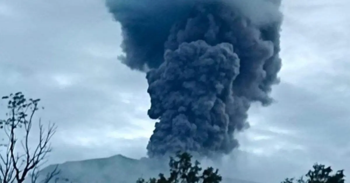 Mount Marapi erupts in West Sumatra, Indonesia, November 6, 2024.