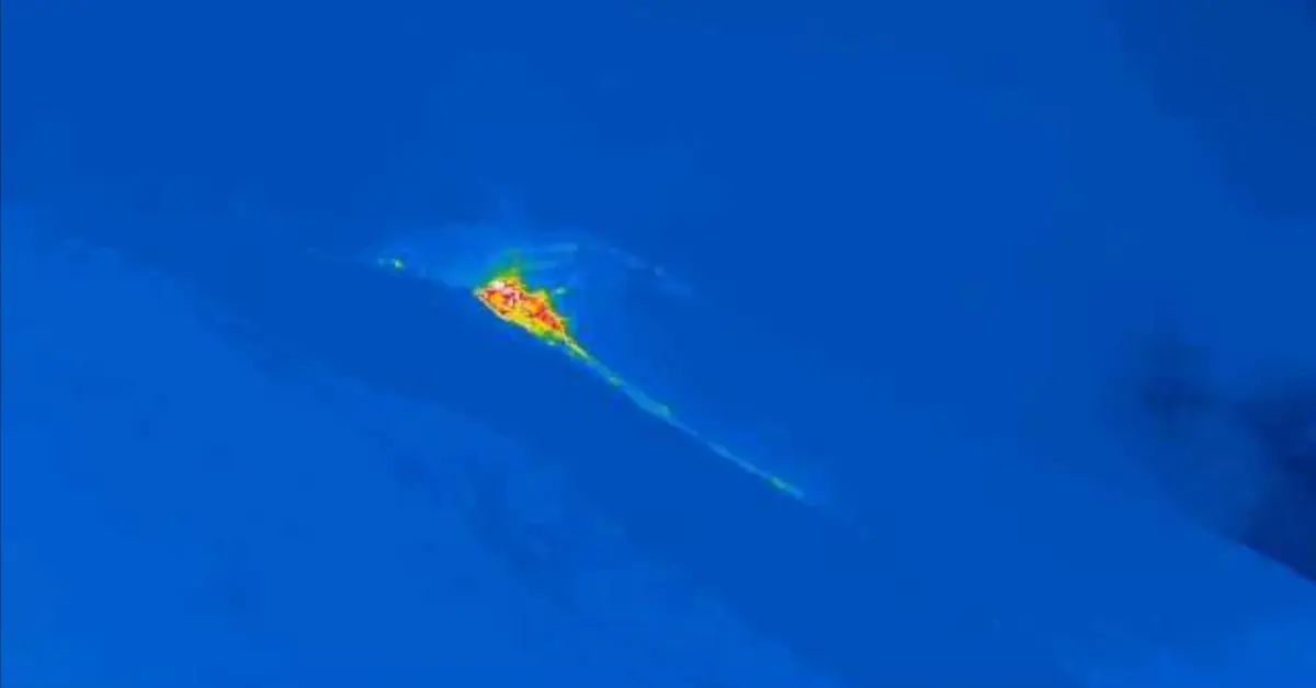 Stromboli eruption lava flow reaches coastline amid intensified activity, Italy, November 8, 2024