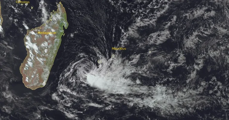 satellite image of tropical cyclone bheki at 1100 utc on november 22 2024