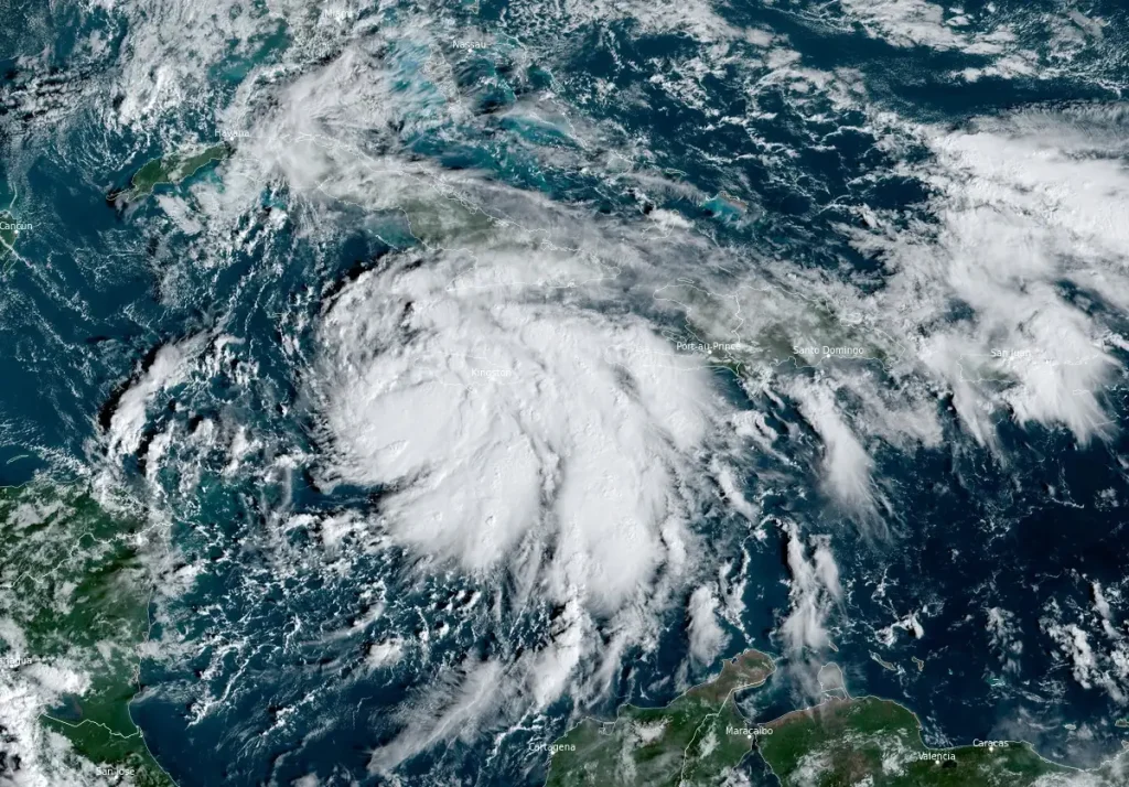 satellite image of tropical storm rafael 1300 utc on november 5 2024 bg
