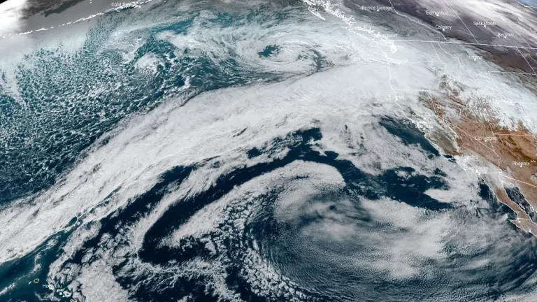 Heavy rainfall expected as second atmospheric river impacts Southern Oregon and Northern California