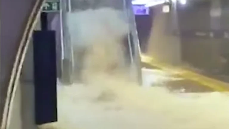Mall flooded after storm in Sao Paulo.