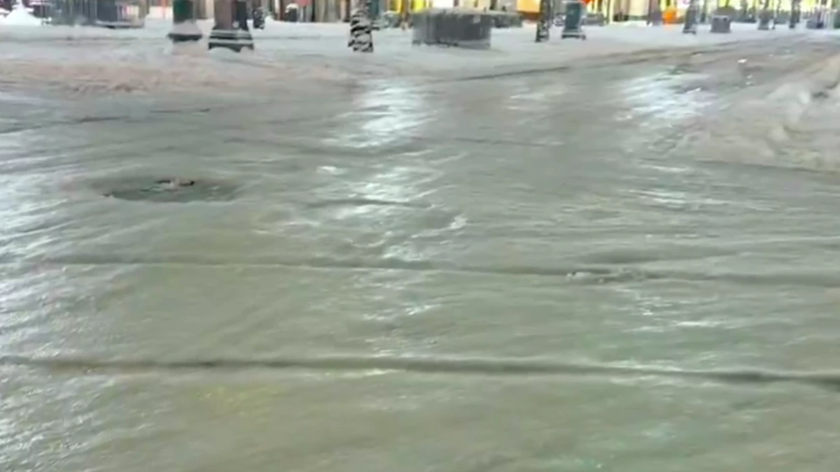 Frozen roads in New Orleans