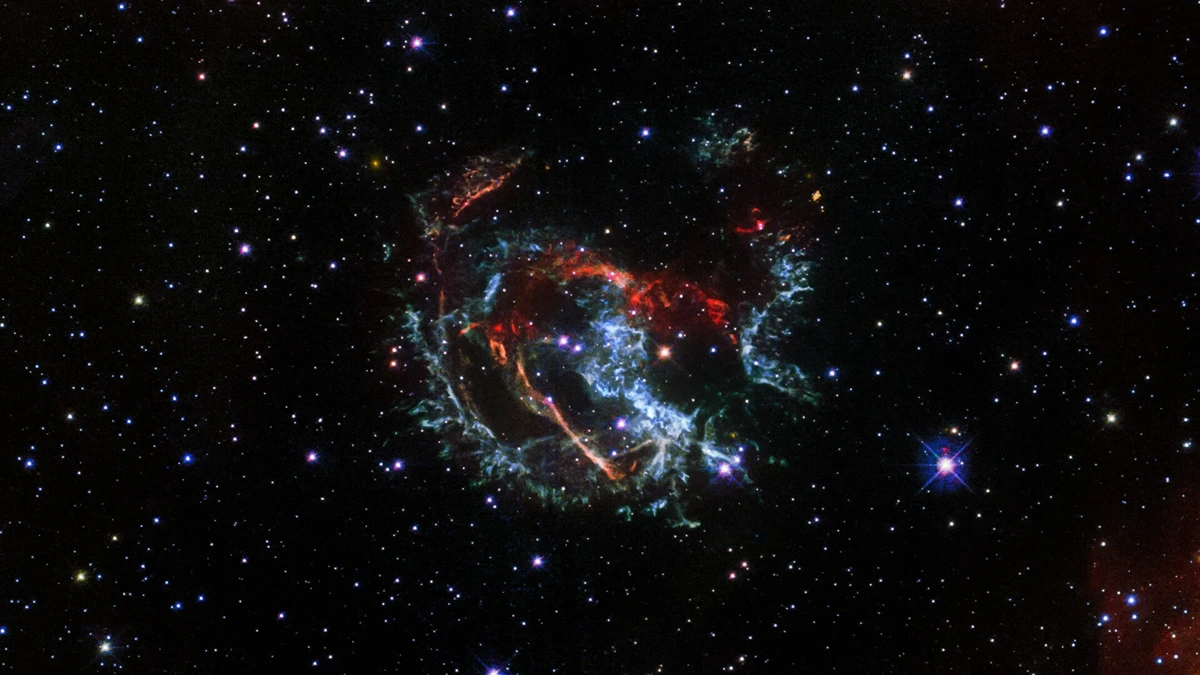Hubble pinpoints supernova blast