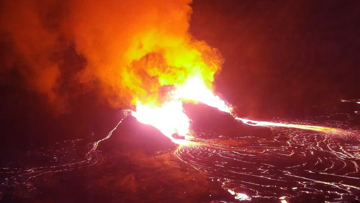 Westward view of Kīlauea’s Halemaʻumaʻu crater and summit caldera