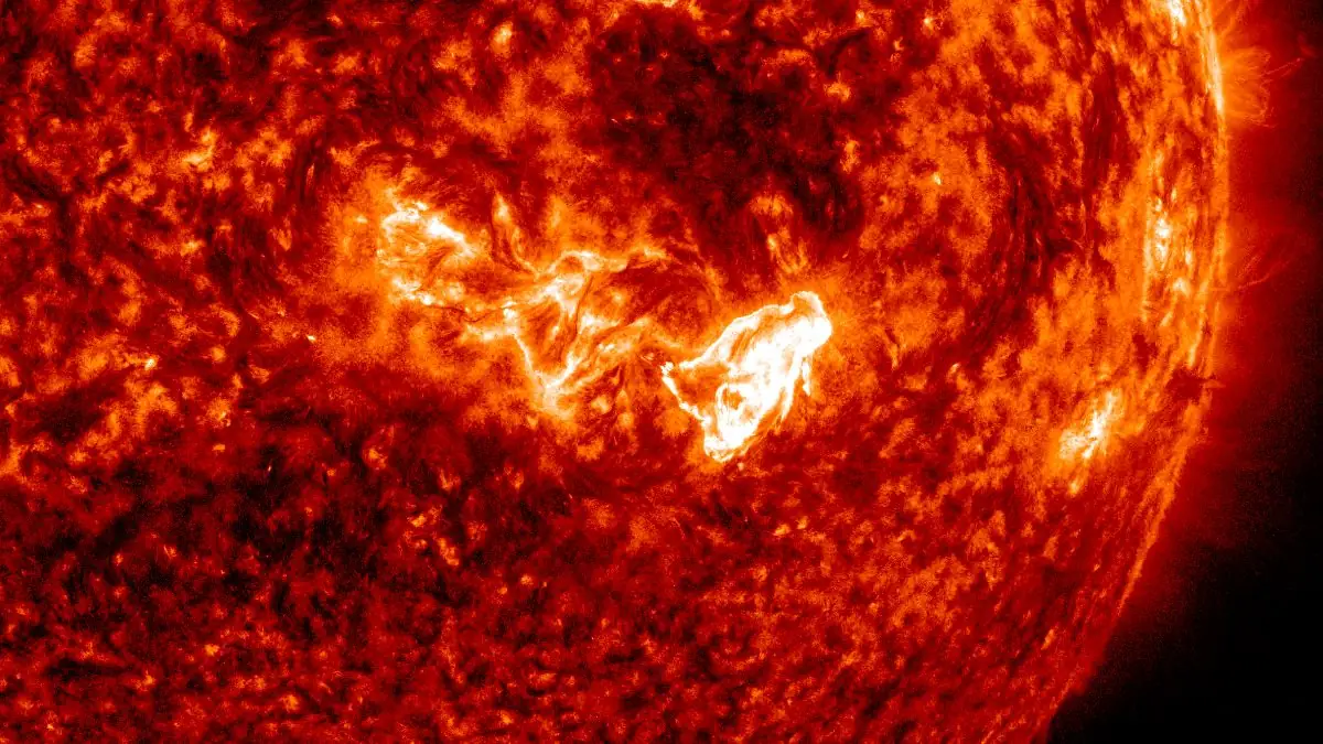 m1.2 solar flare march 21 2025 sdo aia 304