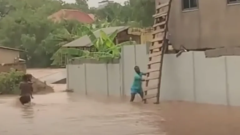 Four killed, over 3 000 displaced after heavy rain triggers flooding in Accra, Ghana may 2025