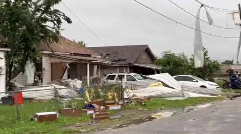 Tornado damage in Van Buren, Arkansas, June 6, 2025. Credit: Joshua Mannion