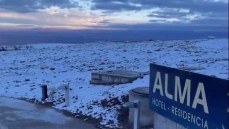Snowfall in Atacama on June 26, 2025