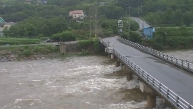 floods korea july 20 2025