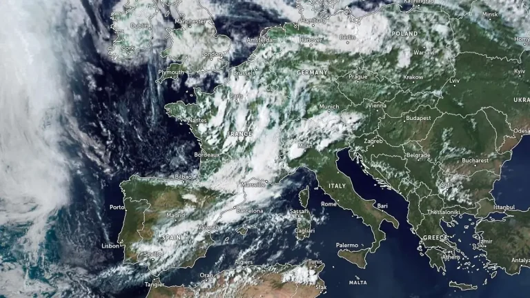 satellite image europe 1545 utc on july 23 2025