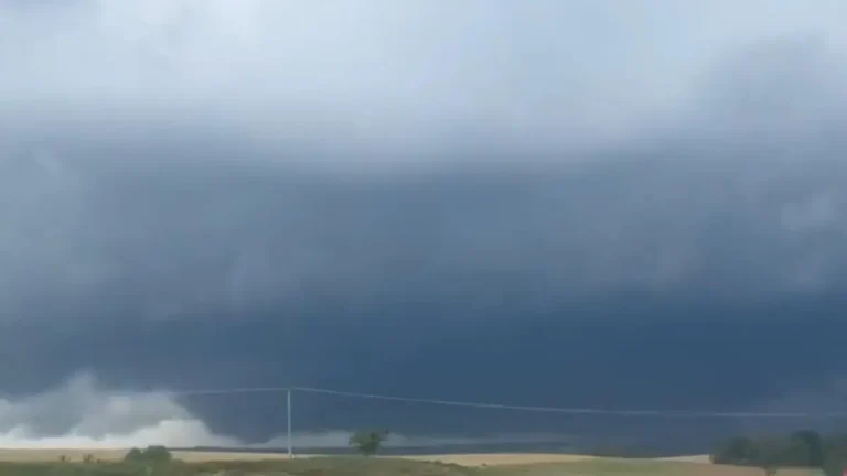 tornado Dodgeville Wisconsin july 16 2025 Storm Chaser Jack Kelley