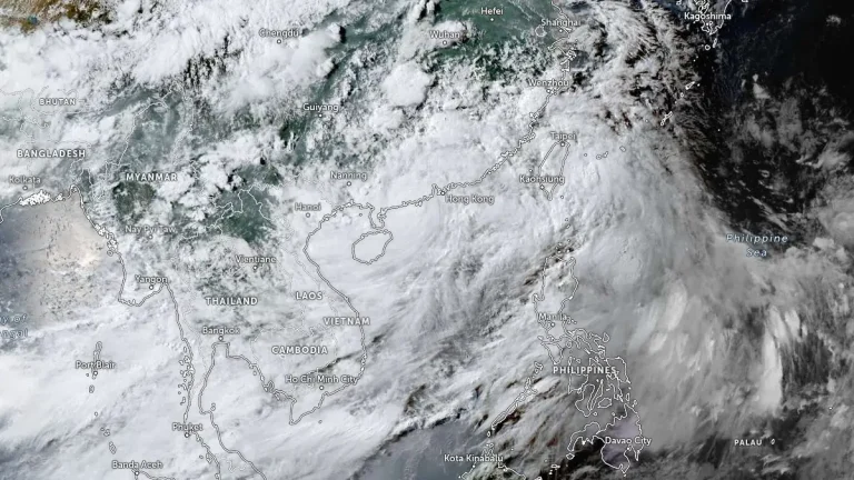 typhoon wipha at 0940 utc on july 20 2025 himawari-9