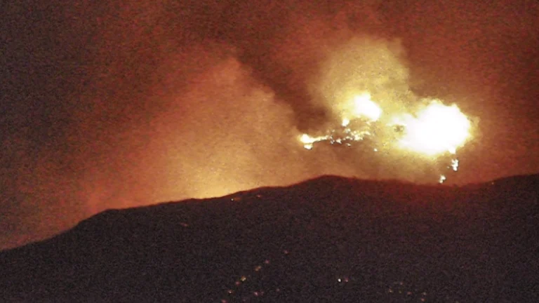 Garnett fire in Fresno County, California on August 26, 2025. Credit: Alert California