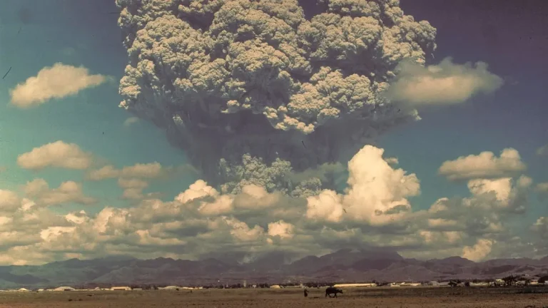 Mount Pinatubo eruption in 1991