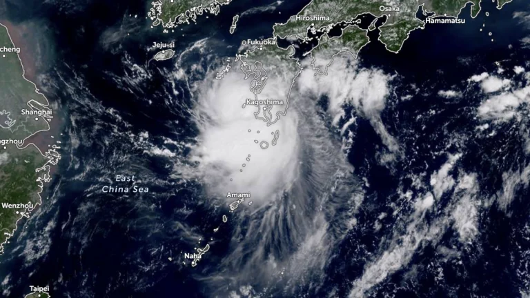 Satellite image of Typhoon no. 12 (Lingling) as of 02:00 UTC on August 21, 2025. Credit: Himawari-9, JMA, The Watchers.