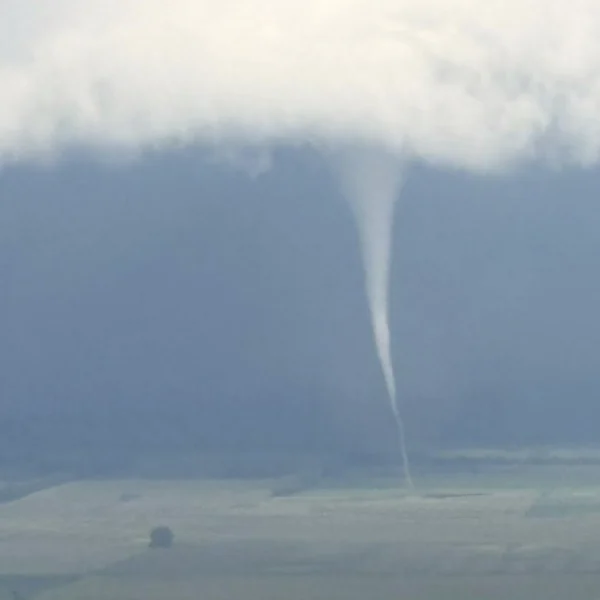 Tornado near Hankinson, North Dakota on August 21, 2025. Credit: Eric Klindt