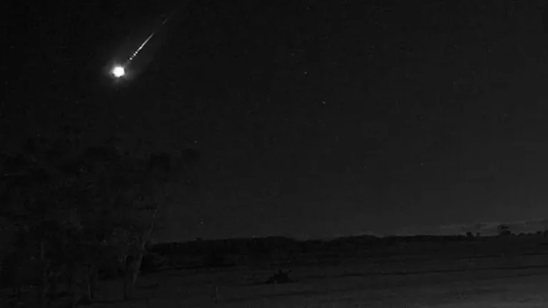fireball australia bright fireball august 11, 2025 1