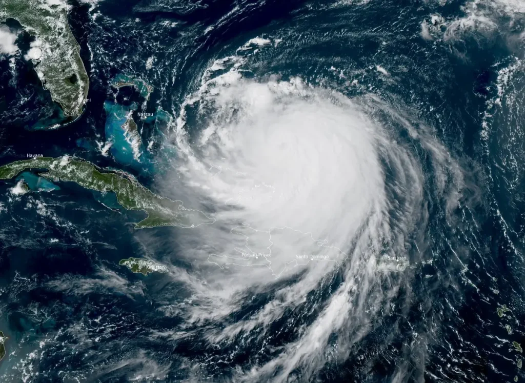 hurricane erin 1850z august 18 2025 bg