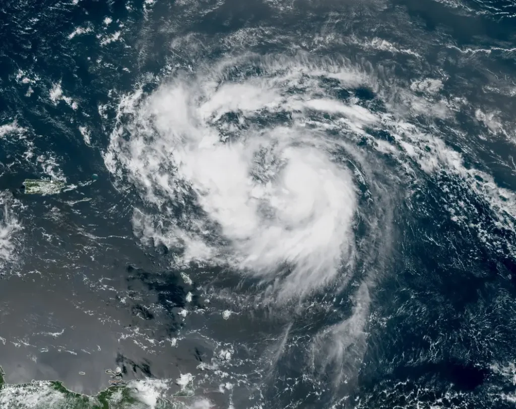 satellite image of hurricane erin at 1550 utc on august 15 2025 bg