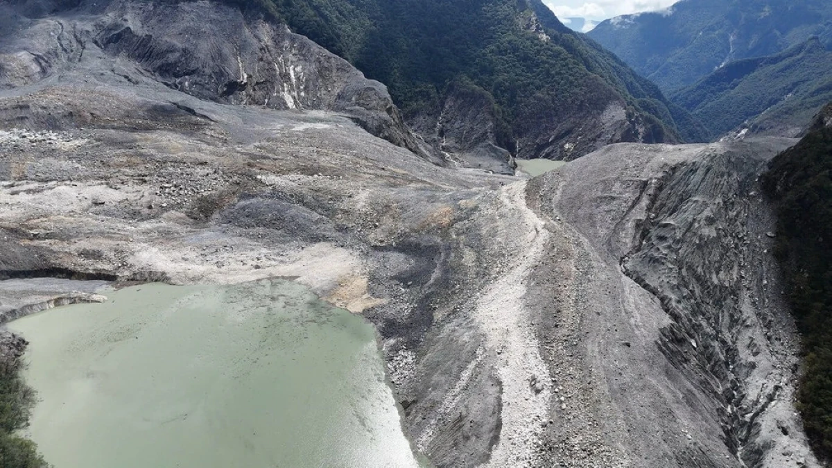 A recent photograph of the Matai’an landslide dam in Taiwan. Credit: Forestry and Conservation Department
