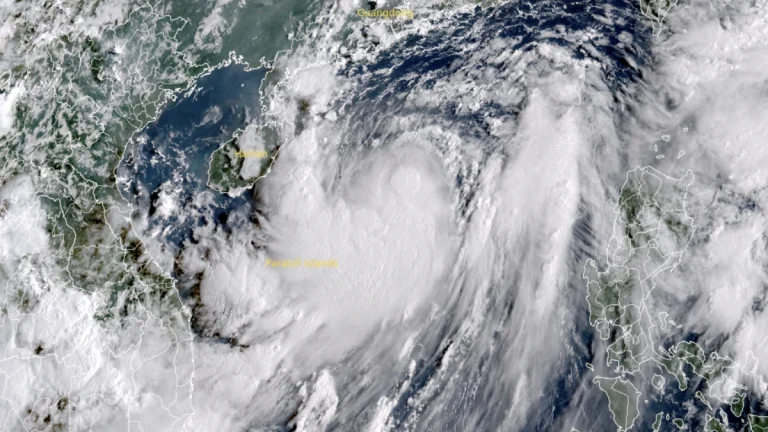 Satellite image of Tropical Storm Tapah as of 23:50 UTC on September 6, 2025. Credit: Himawari-9, RAMMB/CIRA, The Watchers