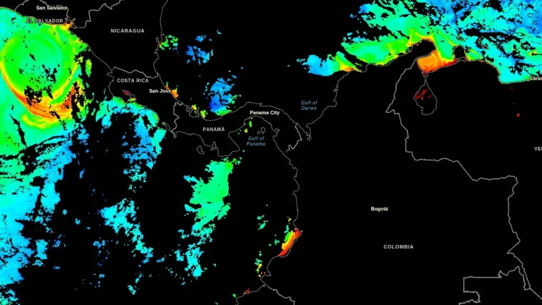 chrolophyll a (l2) concentrations in gulf of panama february 10 2025
