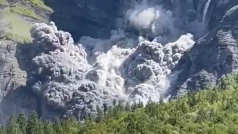 Landslide at Cirque du Fer-à-Cheval, France on September 6, 2025