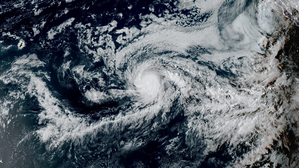 satellite image of hurricane kiko at 0110 utc on september 5 2025