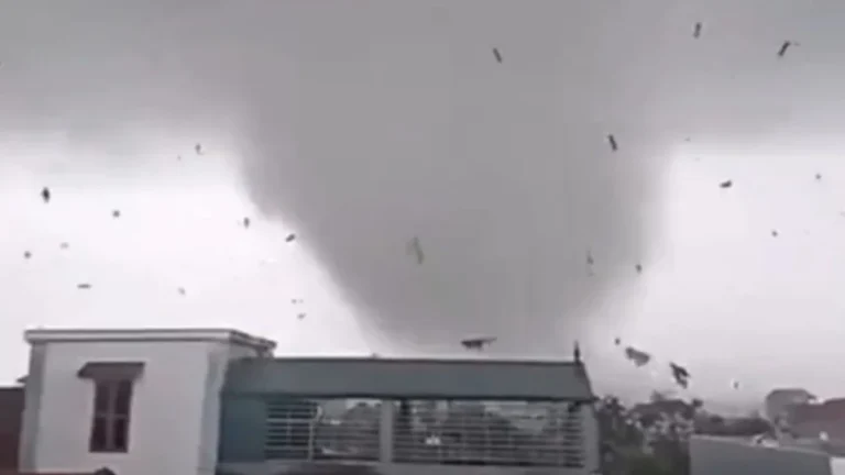 tornado in vietnam on september 29 2025